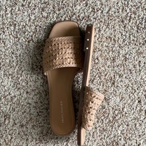 Flat brown / tan leather sandals
